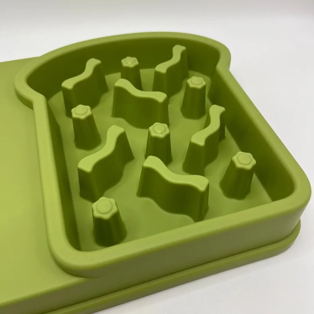 Pet Slow Feeder Bowl, Silicone Licking Mat, Anti-Slip & Anti-Tip
